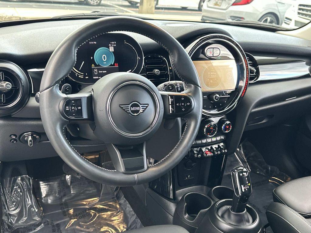 used 2023 MINI Hardtop car, priced at $25,750