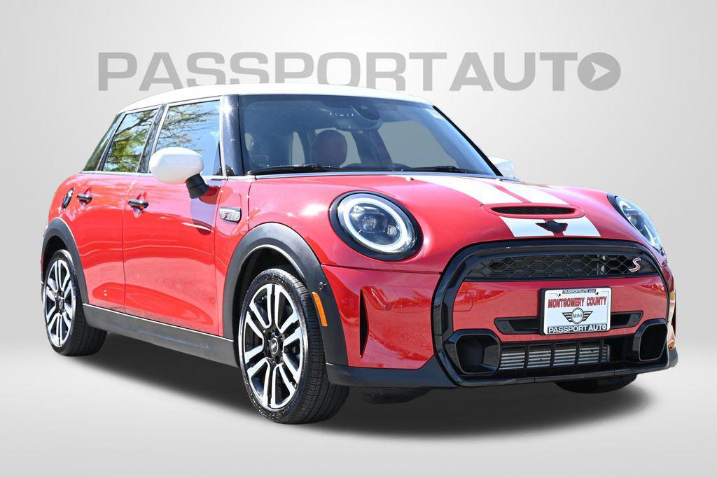 used 2024 MINI Hardtop car, priced at $29,750