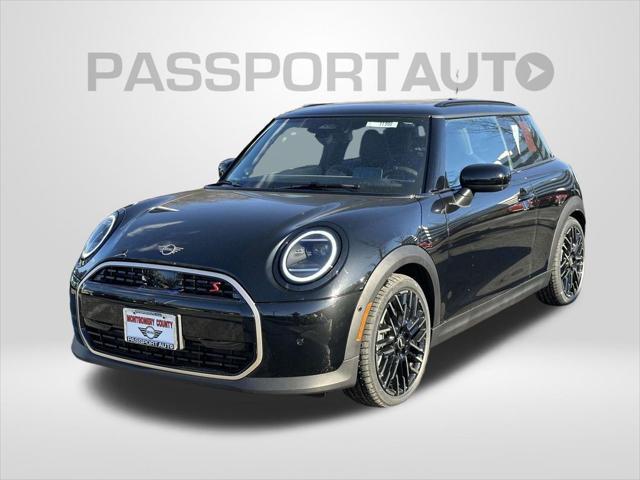 new 2025 MINI Hardtop car, priced at $39,400