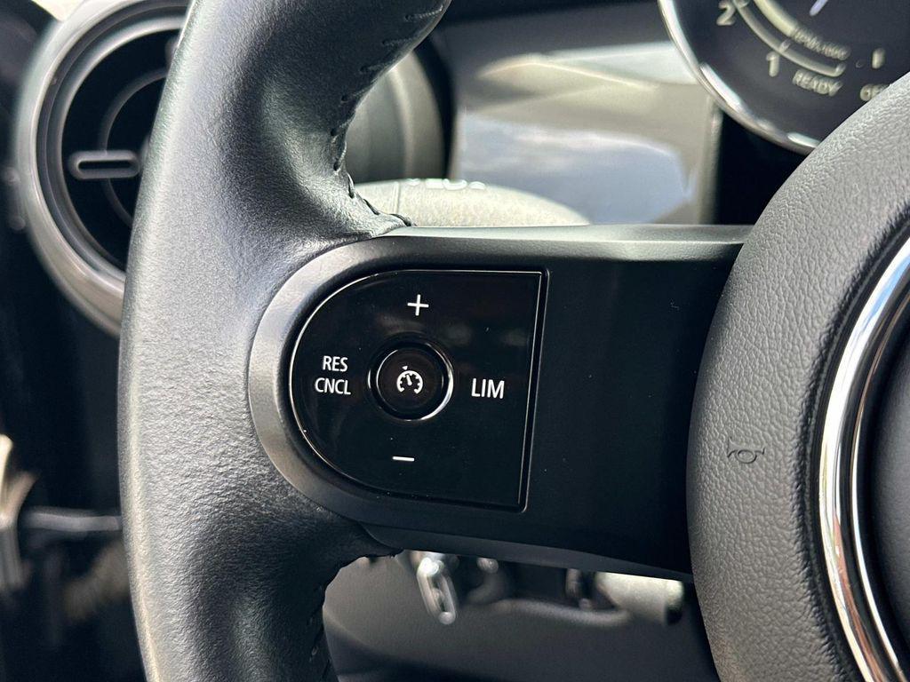 used 2022 MINI Hardtop car, priced at $19,850