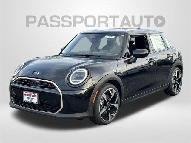 new 2025 MINI Hardtop car, priced at $39,380