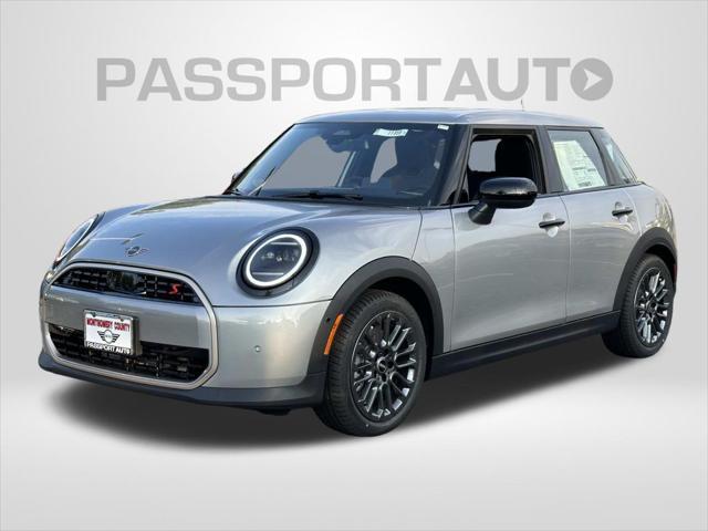 new 2025 MINI Hardtop car, priced at $39,130