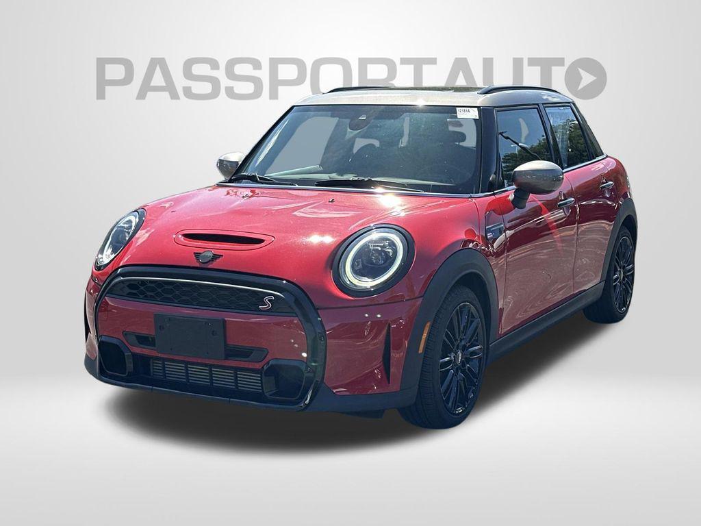 used 2023 MINI Hardtop car, priced at $27,998