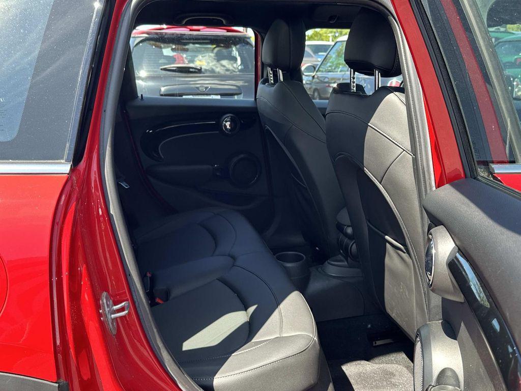 used 2023 MINI Hardtop car, priced at $27,998