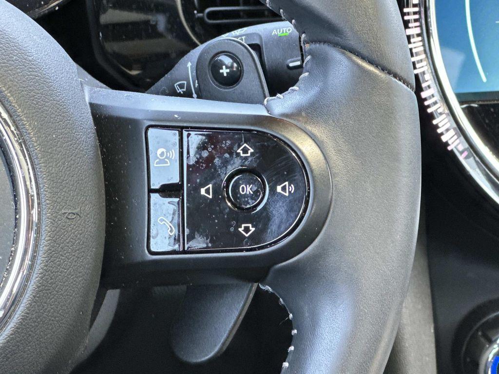 used 2023 MINI Hardtop car, priced at $27,998