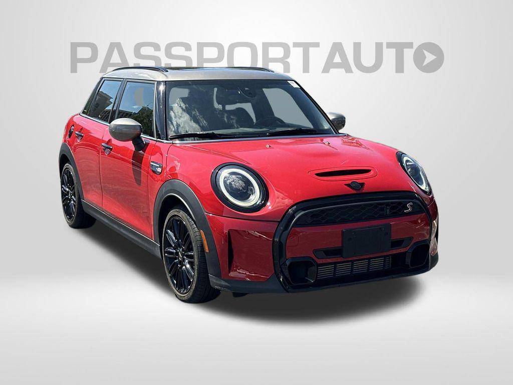 used 2023 MINI Hardtop car, priced at $23,998