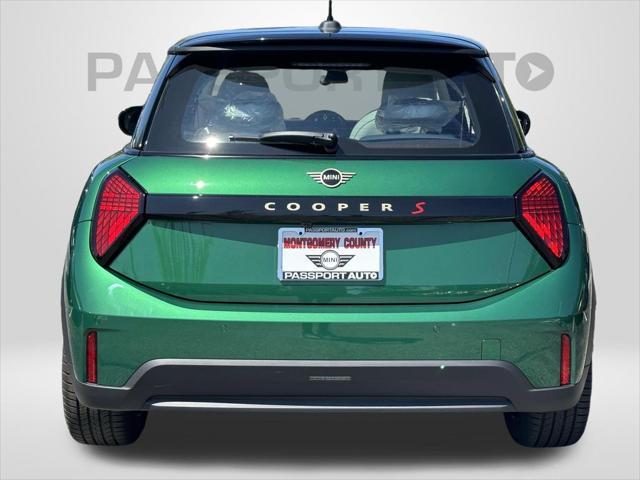 new 2025 MINI Hardtop car, priced at $37,455