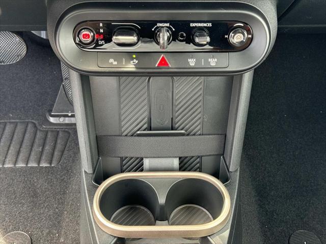 new 2025 MINI Hardtop car, priced at $41,260