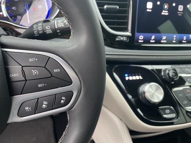 used 2023 Chrysler Pacifica car, priced at $25,327