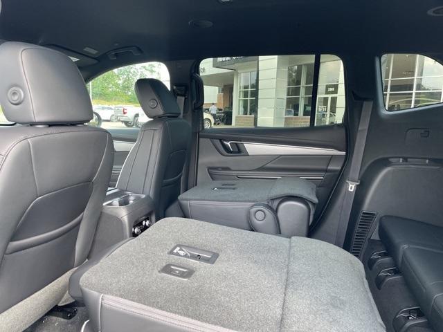 new 2025 Buick Enclave car, priced at $44,494