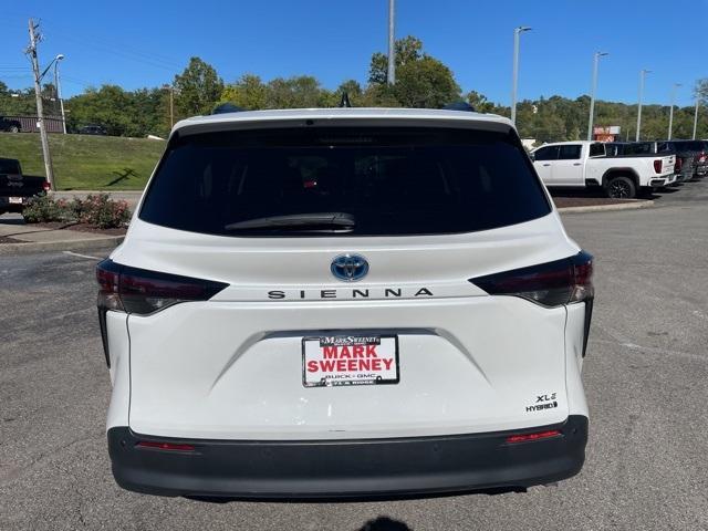 used 2024 Toyota Sienna car, priced at $39,998