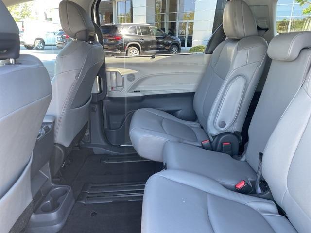 used 2024 Toyota Sienna car, priced at $39,998