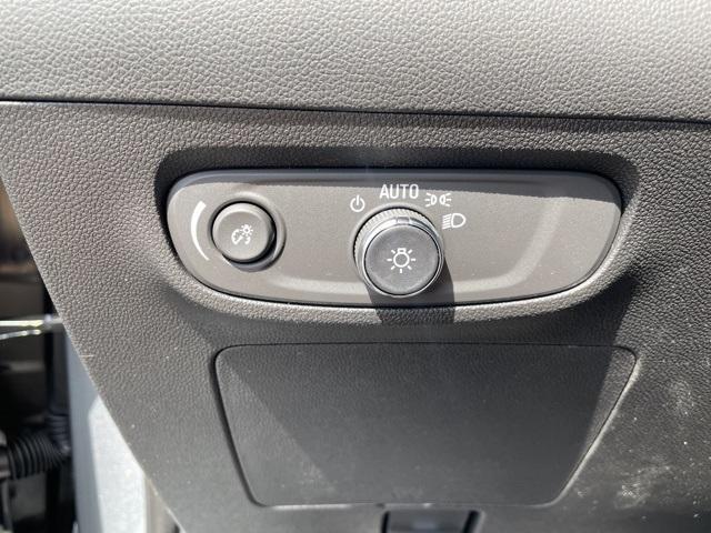 new 2025 Buick Encore GX car, priced at $25,620