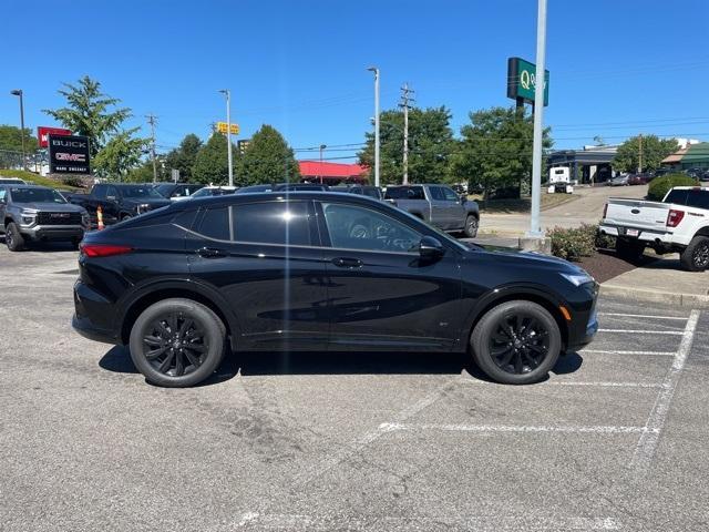 new 2025 Buick Envista car, priced at $26,525