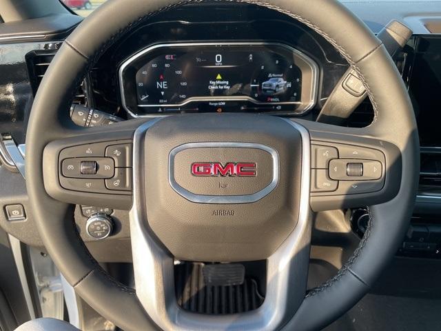 new 2025 GMC Sierra 1500 car, priced at $48,194