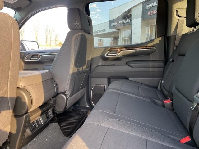 new 2025 GMC Sierra 1500 car, priced at $48,194