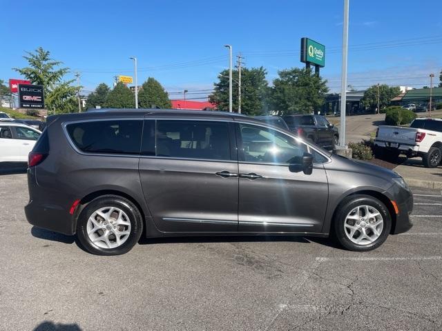 used 2017 Chrysler Pacifica car, priced at $10,671
