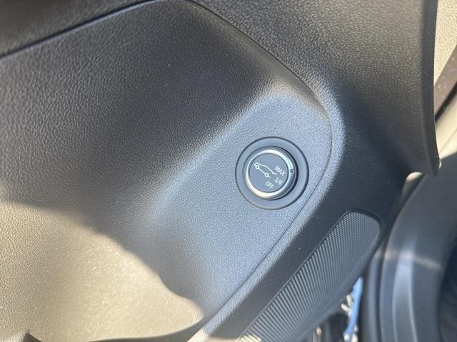 new 2025 Buick Envista car, priced at $26,784