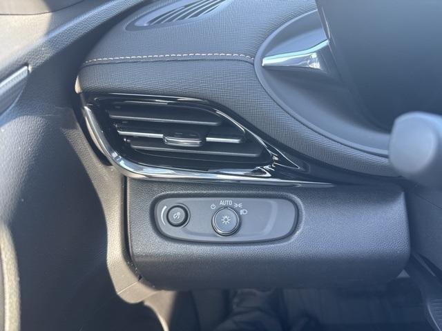 new 2025 Buick Envista car, priced at $26,784