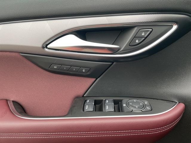 new 2025 Buick Envision car, priced at $43,735