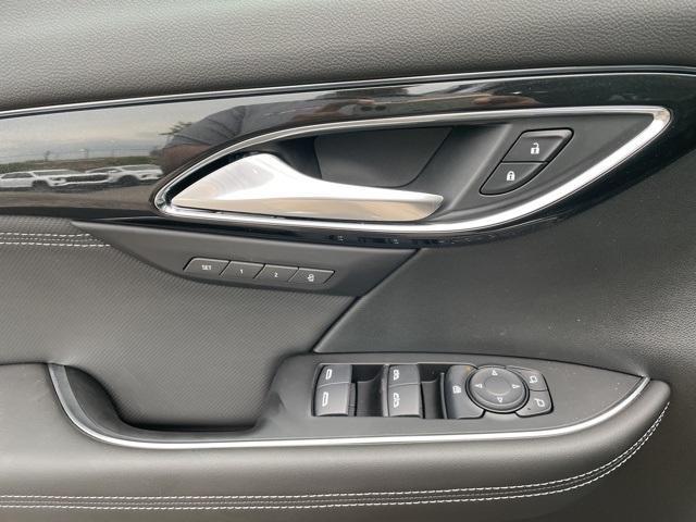 new 2025 Buick Envision car, priced at $39,139