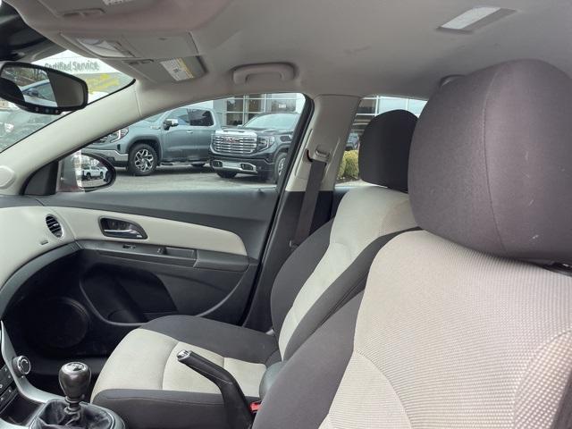 used 2015 Chevrolet Cruze car, priced at $6,995