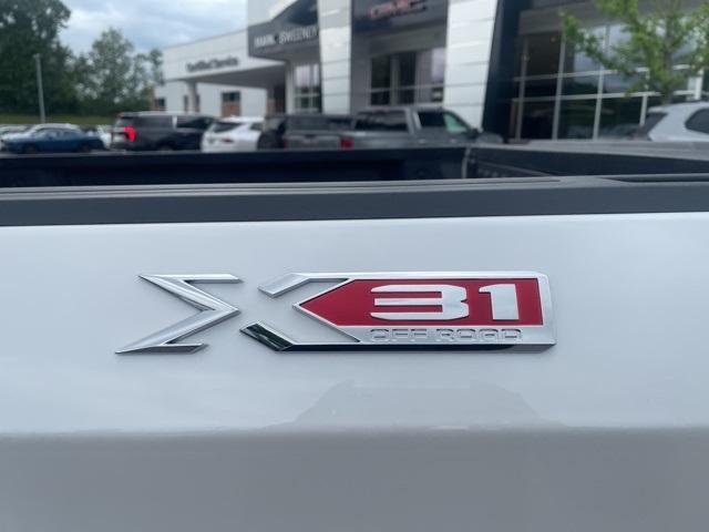 new 2025 GMC Sierra 1500 car, priced at $56,325