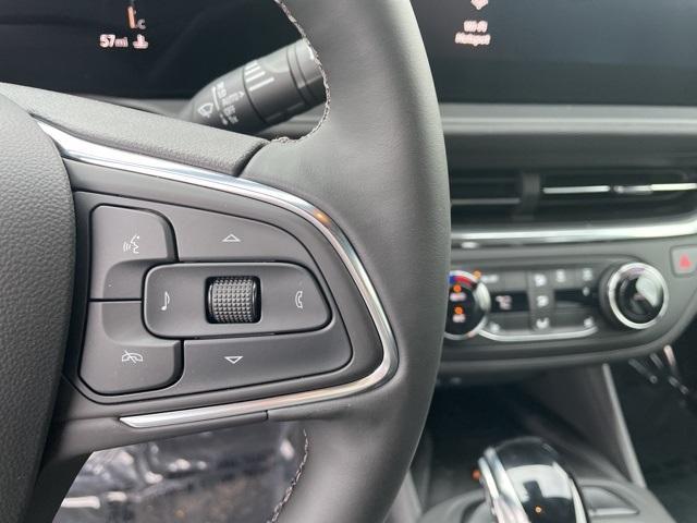 new 2025 Buick Envista car, priced at $24,975