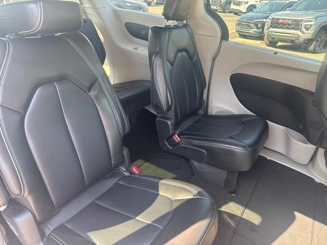 used 2024 Chrysler Pacifica car, priced at $27,969