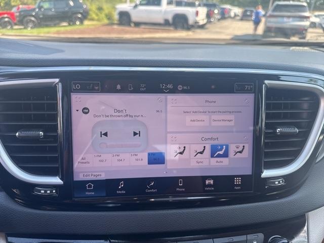 used 2024 Chrysler Pacifica car, priced at $27,969