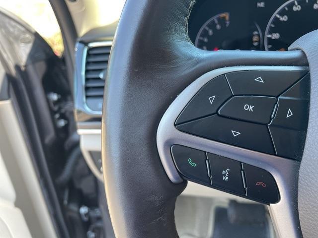 used 2020 Jeep Grand Cherokee car, priced at $25,551