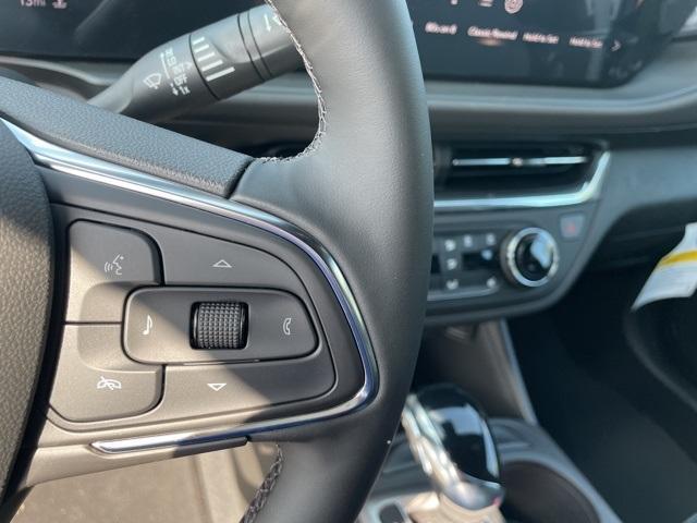 new 2025 Buick Envista car, priced at $25,435
