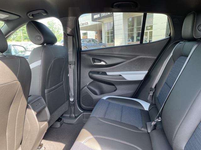 new 2025 Buick Envista car, priced at $25,435