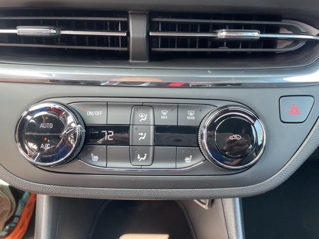 new 2025 Buick Envista car, priced at $25,435