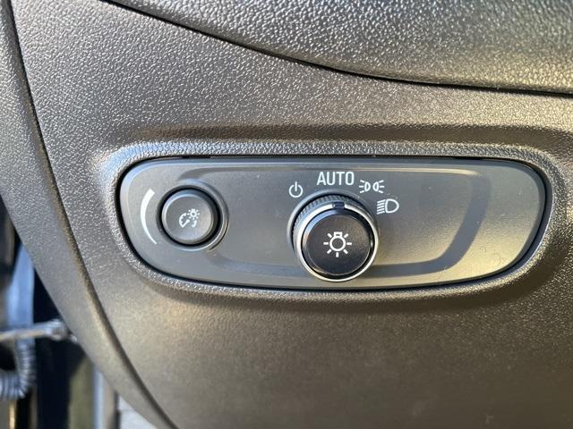 used 2023 Chevrolet Equinox car, priced at $19,998