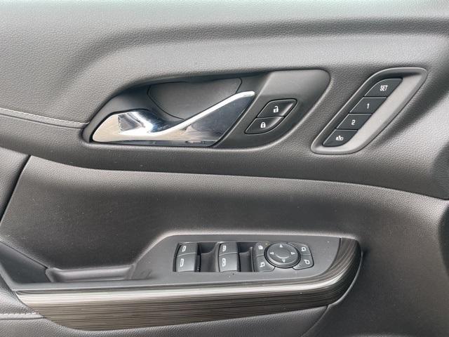 used 2022 GMC Acadia car, priced at $30,000