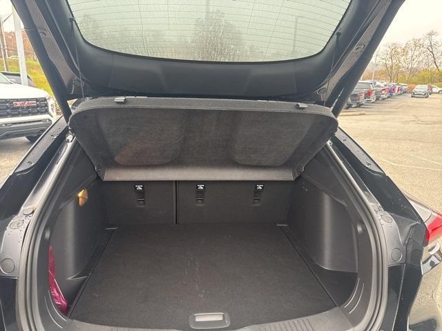 new 2025 Buick Envista car, priced at $24,125