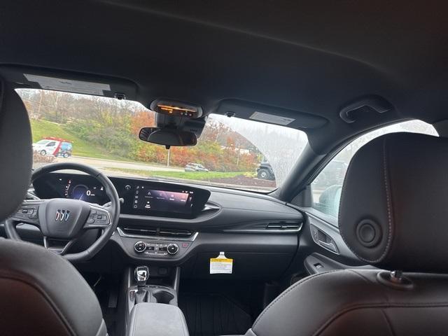 new 2025 Buick Envista car, priced at $24,125