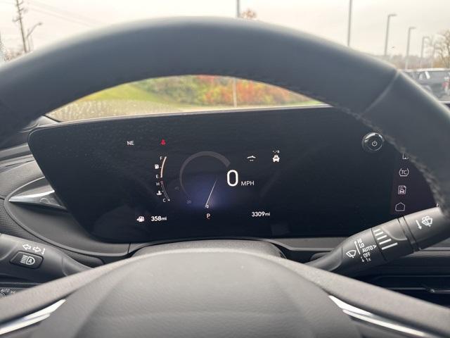 new 2025 Buick Envista car, priced at $24,125