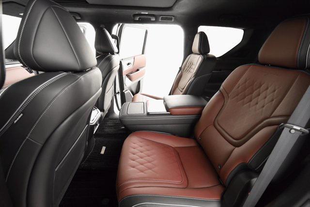 new 2025 INFINITI QX80 car, priced at $112,590