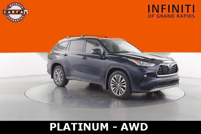 used 2021 Toyota Highlander car, priced at $35,496