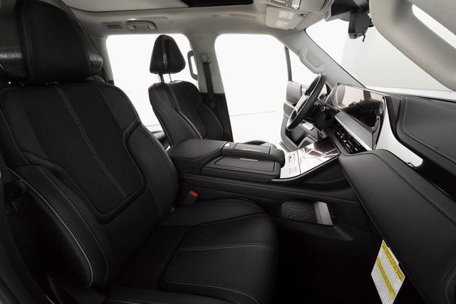 new 2025 INFINITI QX80 car, priced at $102,845