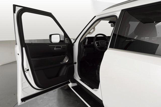new 2025 INFINITI QX80 car, priced at $102,845