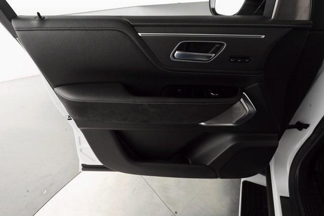new 2025 INFINITI QX80 car, priced at $102,845