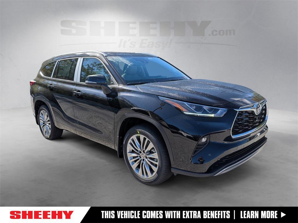 new 2025 Toyota Highlander car, priced at $54,220