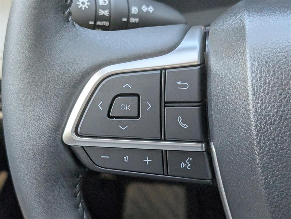 new 2025 Toyota Highlander car, priced at $54,220