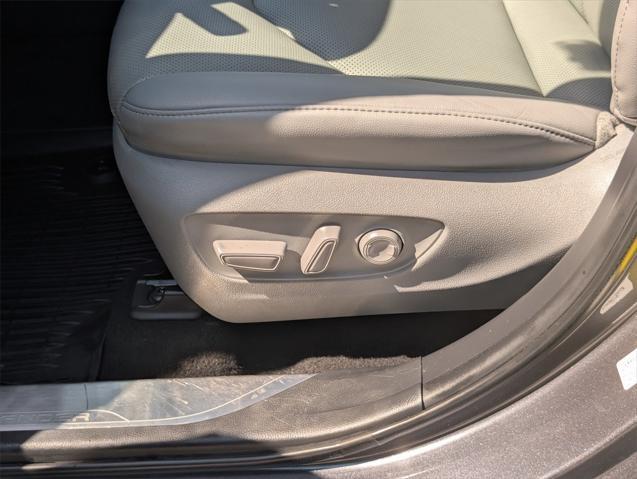 used 2023 Toyota Highlander Hybrid car, priced at $40,988