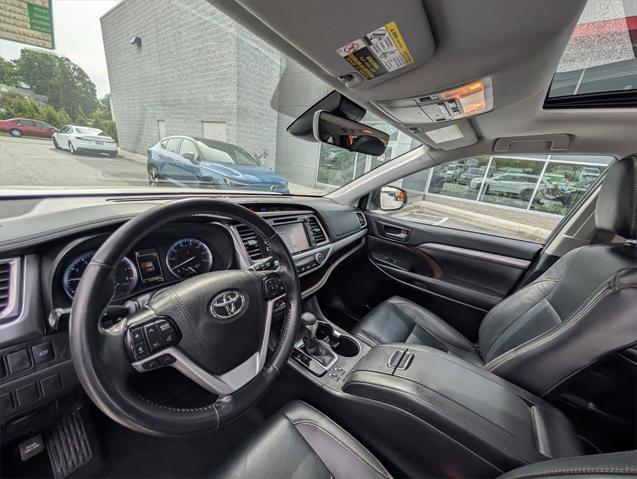 used 2019 Toyota Highlander car, priced at $24,988