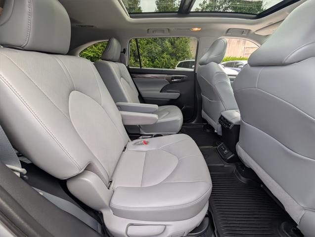used 2021 Toyota Highlander Hybrid car, priced at $46,988