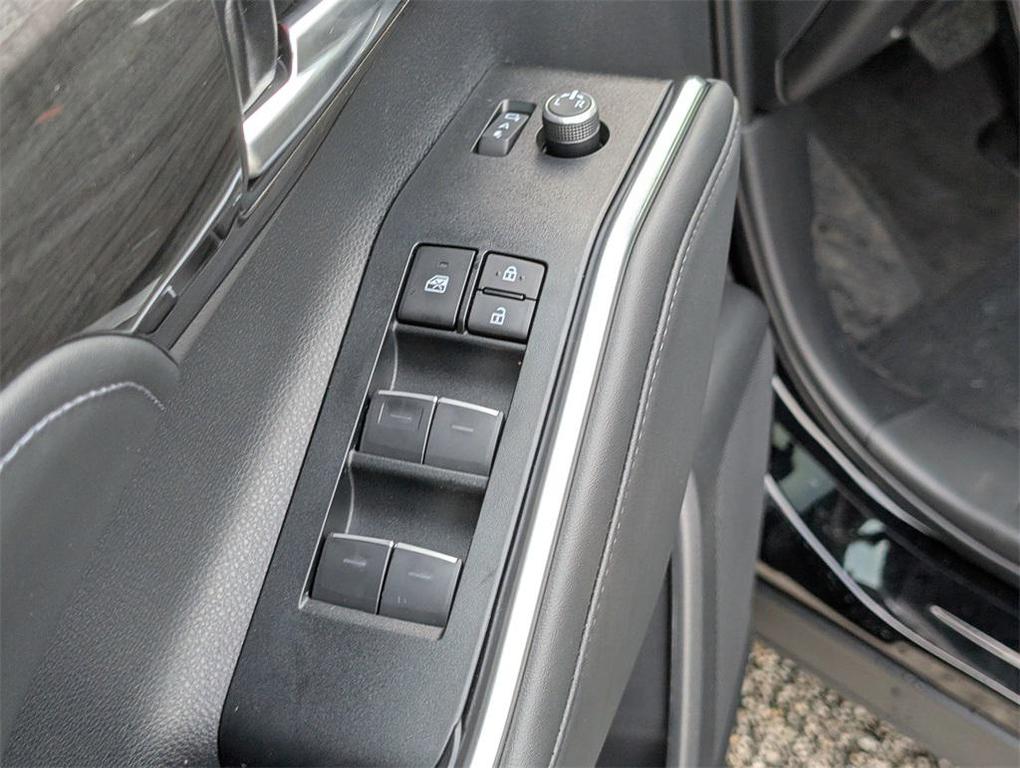 new 2025 Toyota Highlander car, priced at $54,220